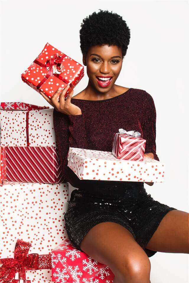 hire a gift wrapper