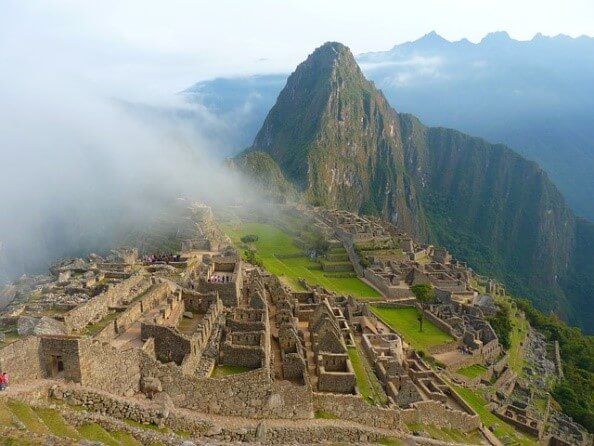 Machu Picchu -10 Wonders of The World